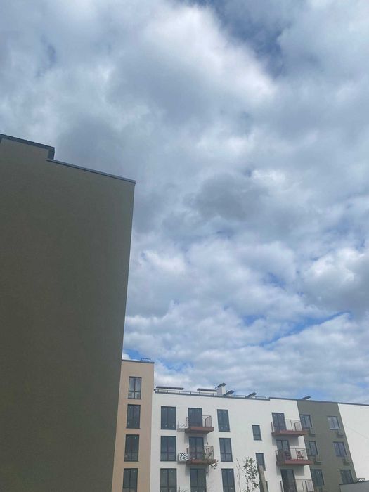 Квартира однокімнатна з балконом від власника.
