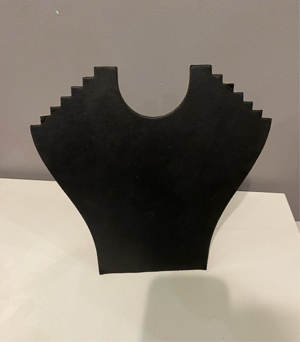 Підставка під прикраси