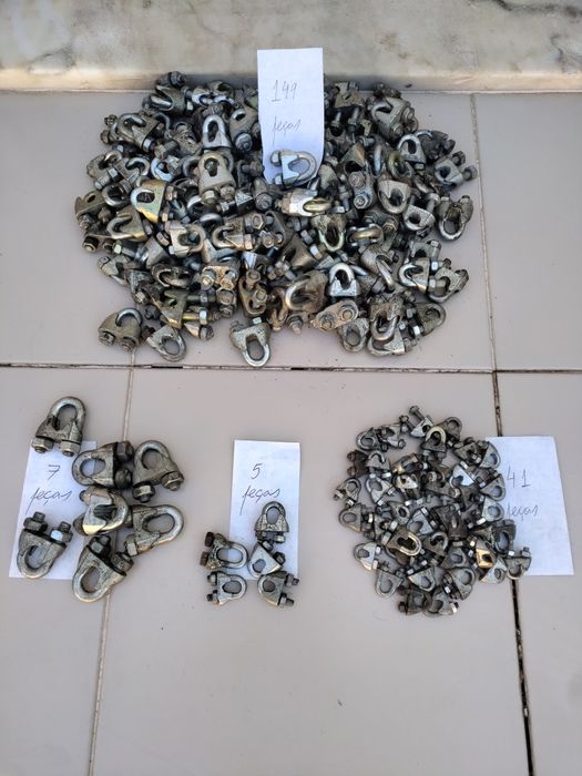 Grampos / serra cabos galvanizados