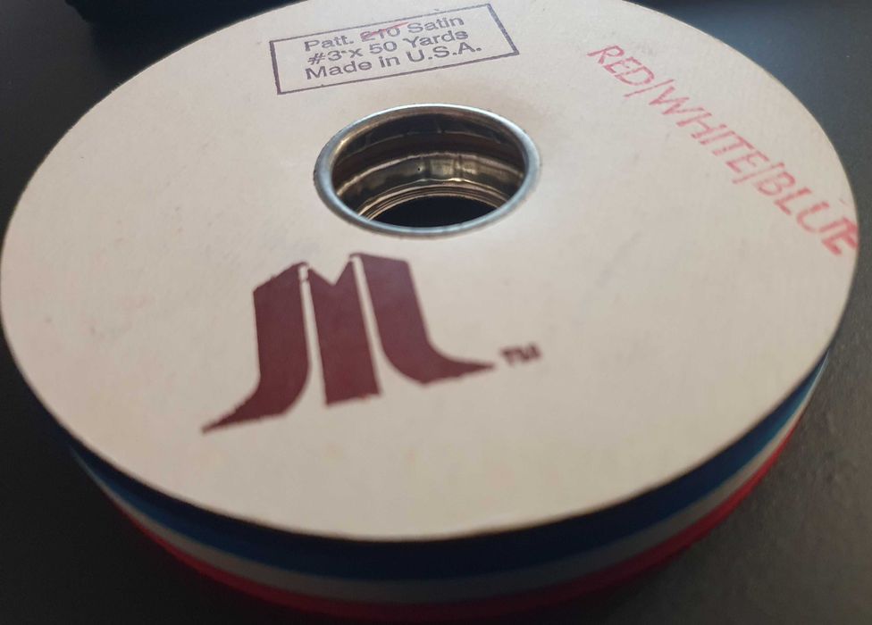 RARA Bobine de Fita de cetim Red/White/Blue, 45m, NOVA - USA - Anos 50