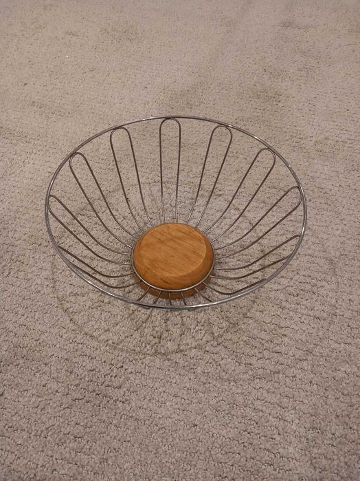 2 Cestas para fruta novas - P/DESOCUPAR!