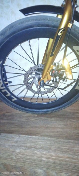 Продам складний велосипед Genio Lunox