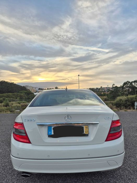 Mercedes Benz C 220 Avantgarde Blue Efficiency com 108000 km