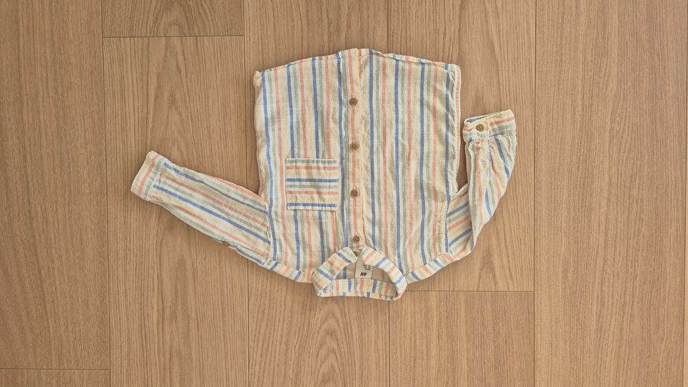Koszula z kieszonką w kolorowe paski dla chłopca_H&M_rozm. 74