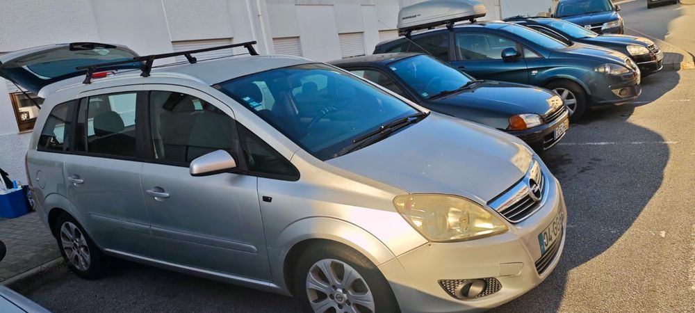 Opel Zafira B 1.7 CDTI 125cv (2008) - Manutenção em dia