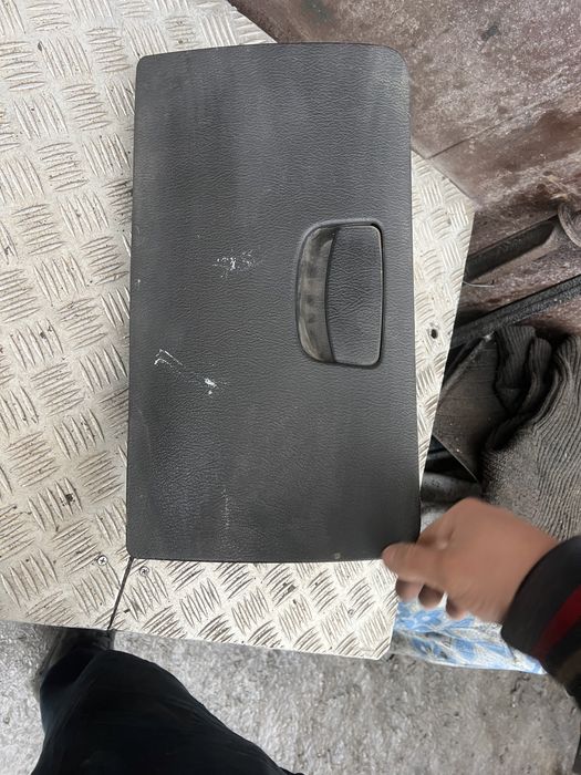 Замок бардачка бардачек сан йонг рекстон rexton 05 год