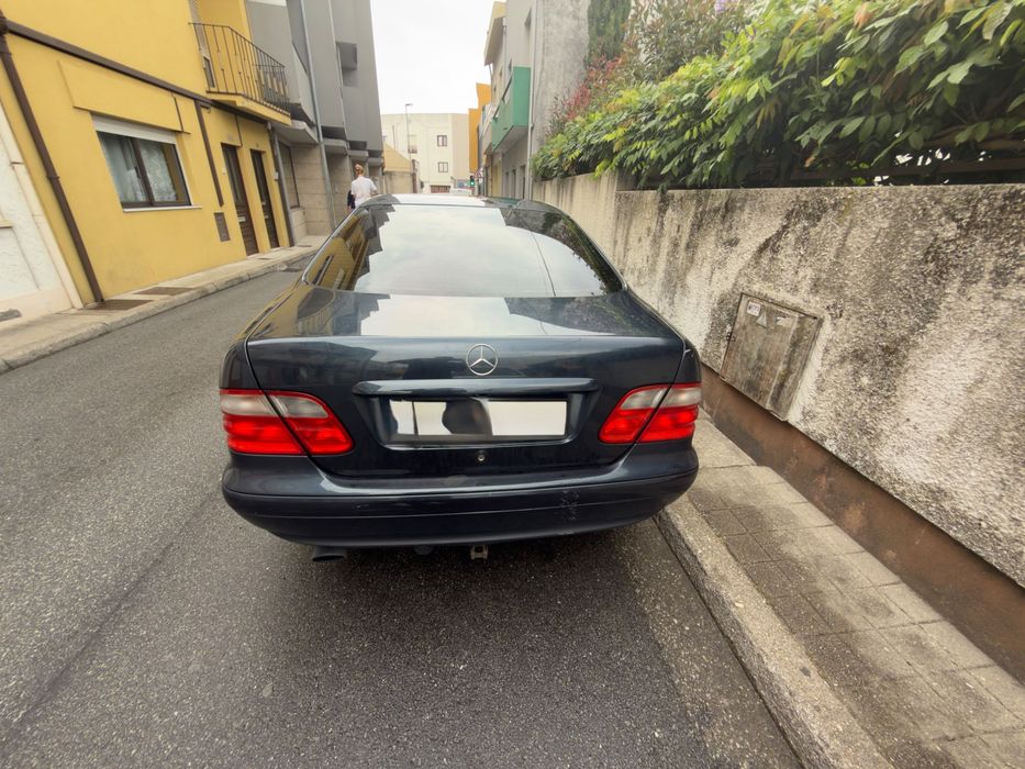 Vendo carro para peças