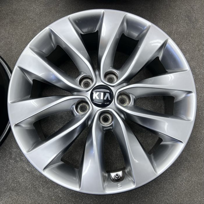Диски R17 5 114.3 et52.5 J7.5 Оригінал Kia Optima Ceed Carens кіа