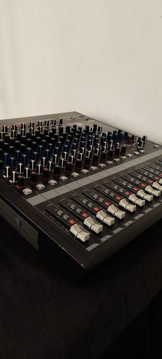 Yamaha MGP16X - Mesa de som