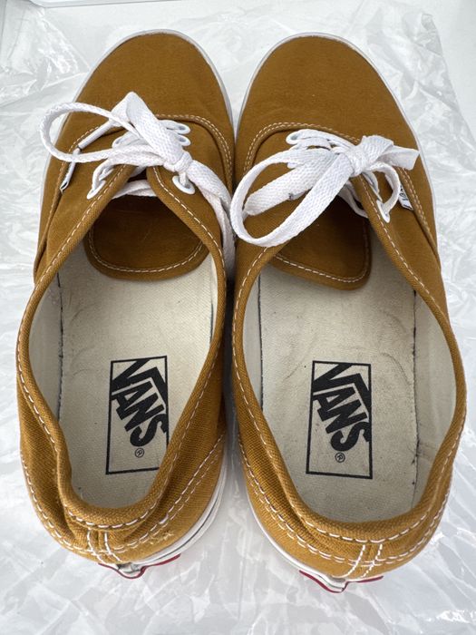 Vans amarelo em bom estado