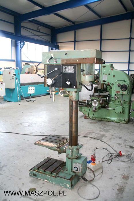 Wiertarka kolumnowa PK 203 - FILM - TRZY SZTUKI