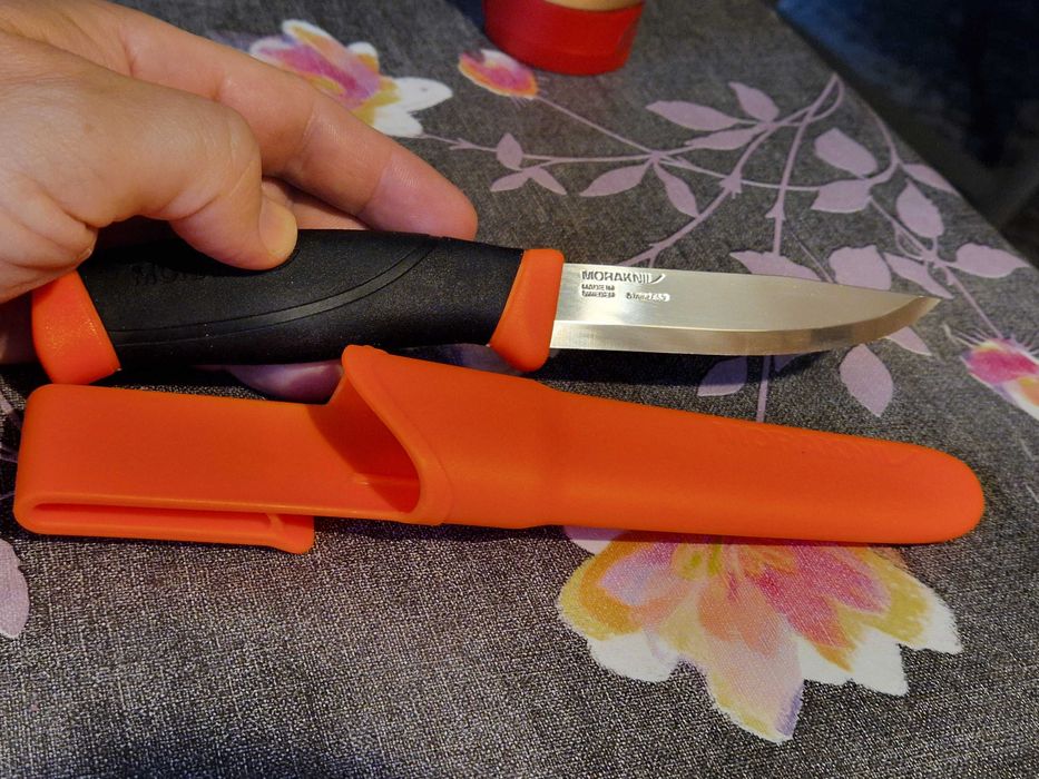 Nóż Mora stal nierdzewna