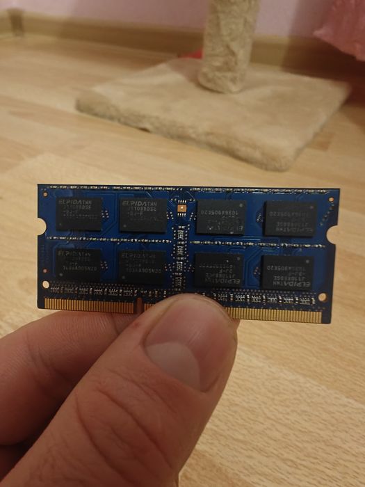 Оперативна пам'ять Elpida SODIMM DDR3L 8Gb 2Rx8 1600Mhz PC3L-12800S-11