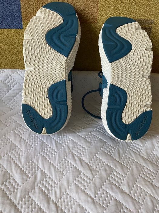 Кроссовки Adidas оригинал 41,5