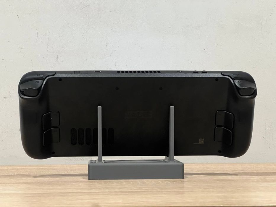 Steam Deck 512GB LCD - идеальное состояние, 100% батарея