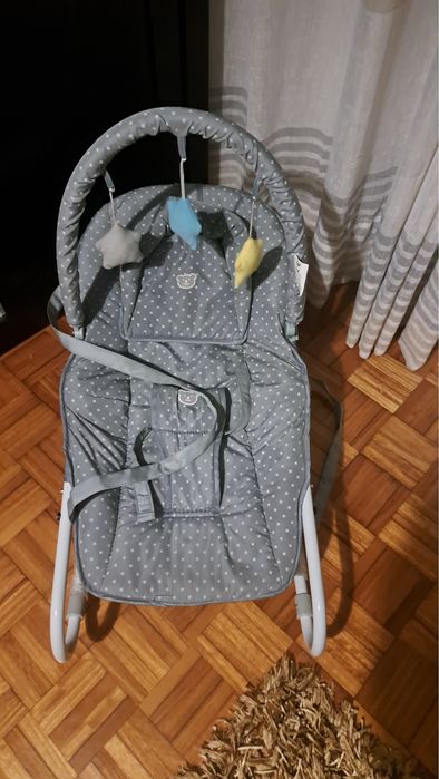 Vendo cadeirinha de balanco