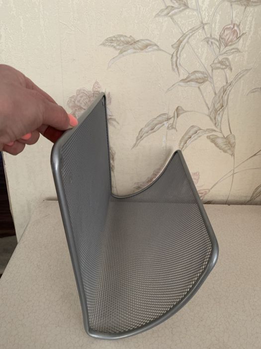 Полочки для ванной комнаты или кухни