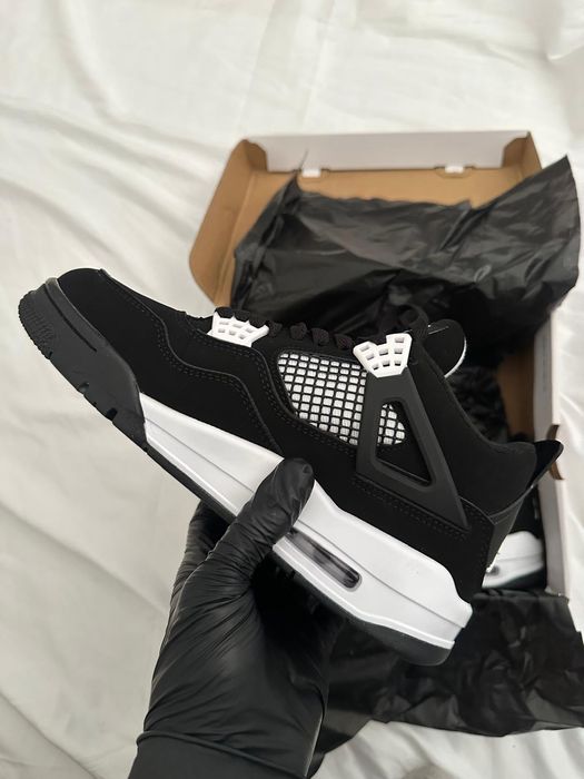 Sapatilhas Jordan 4 White Thunder 40/41/43