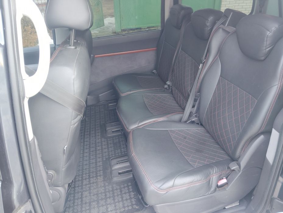 Продам Citroën c8