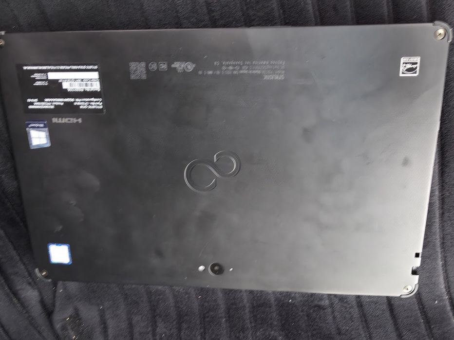 Планшет Fujitsu q738 8/256