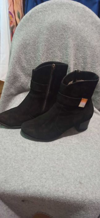 Сапоги (полусапожки ) зимние 41р.