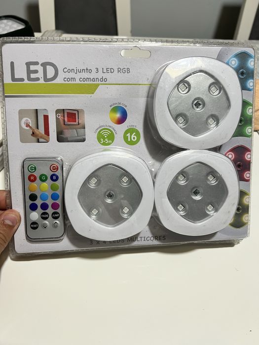 Conjunto de 3 luzes led com comando