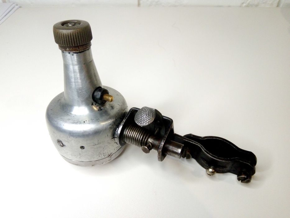 Dynamo rowerowe do zabytkowego roweru/motoroweru.