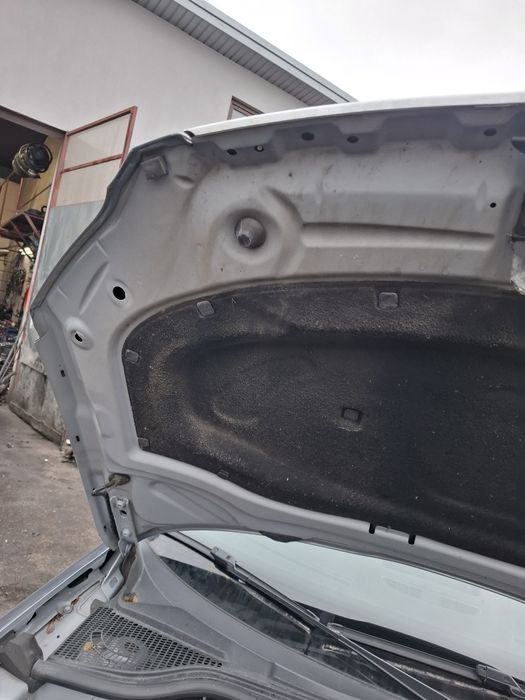Skoda Yeti Maska Pokrywa Silnika LF8L