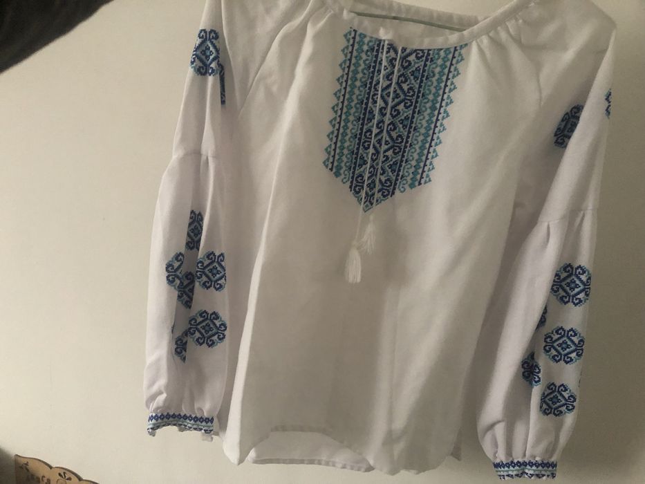Вишиванка для дівчинки