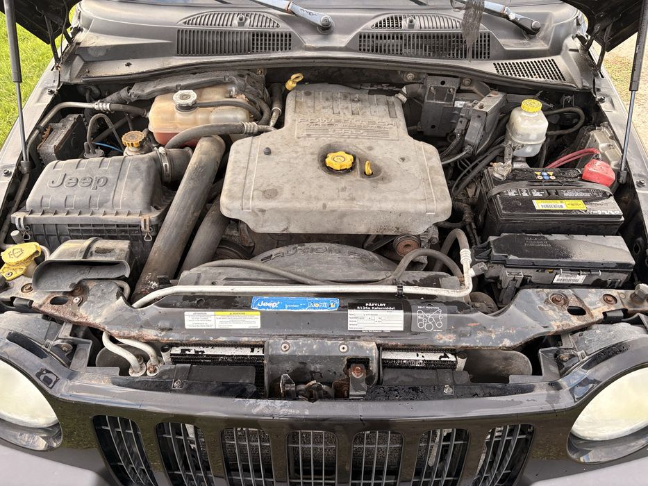 JEEP CHEROKEE 2.8 crd  automat klima van