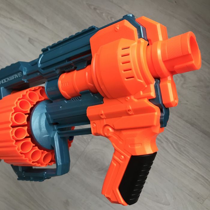 Nerf shockwave elite 2.0 пистолет дробовик