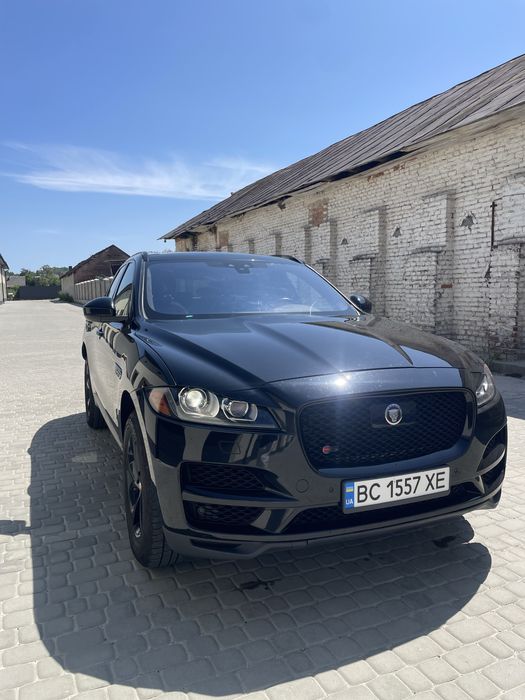 Jaguar F-pace 2020р 2.0бензин