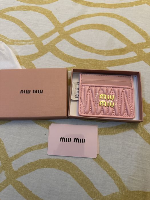 Porta cartoes miu miu