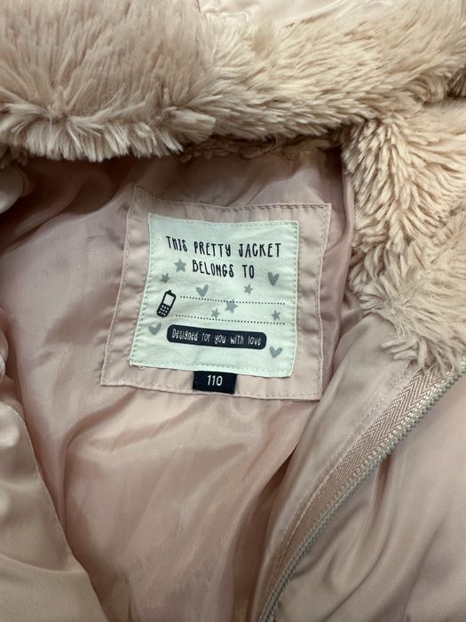 Куртка на дівчинку 110