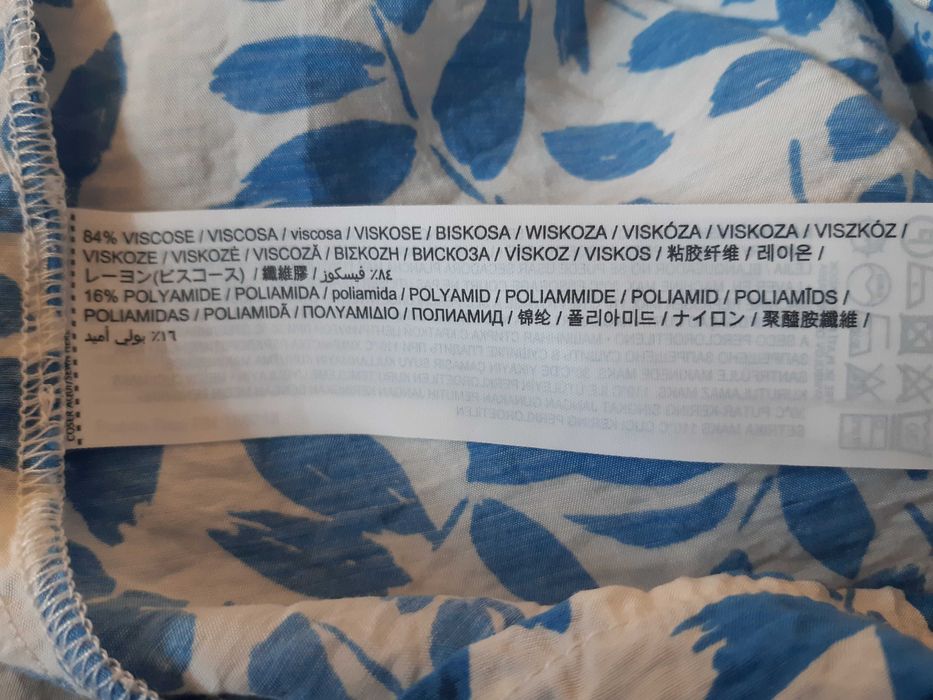 Платье мини в принт с рукавами mango