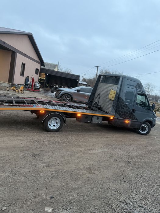 Івеко евакуатор