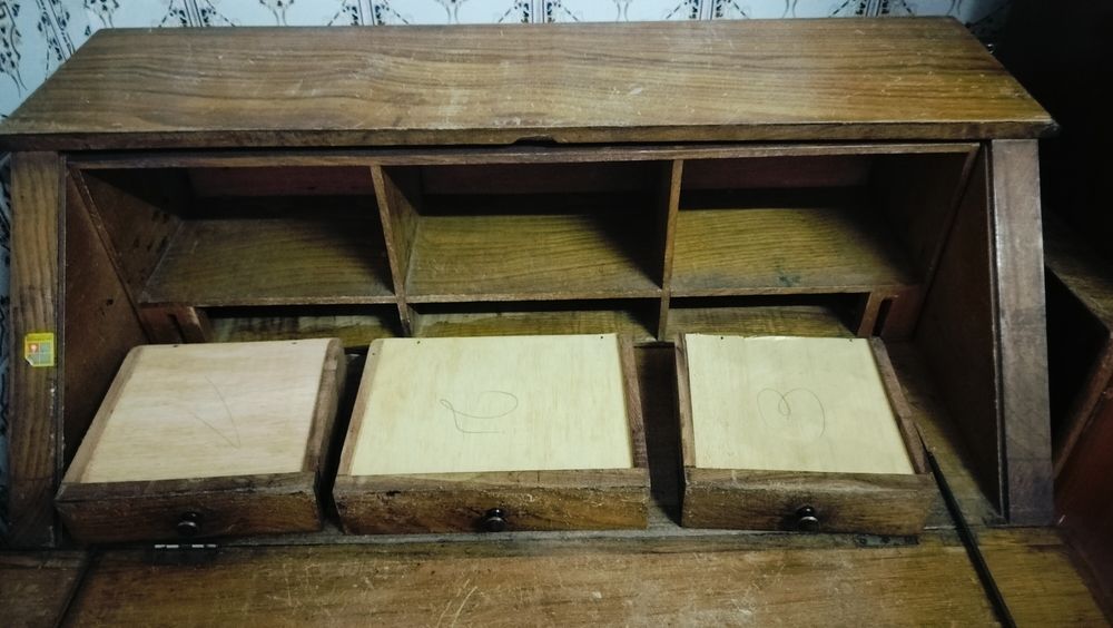 Antique secretary to restore in solid wood with multiple compartments64409315724801124
