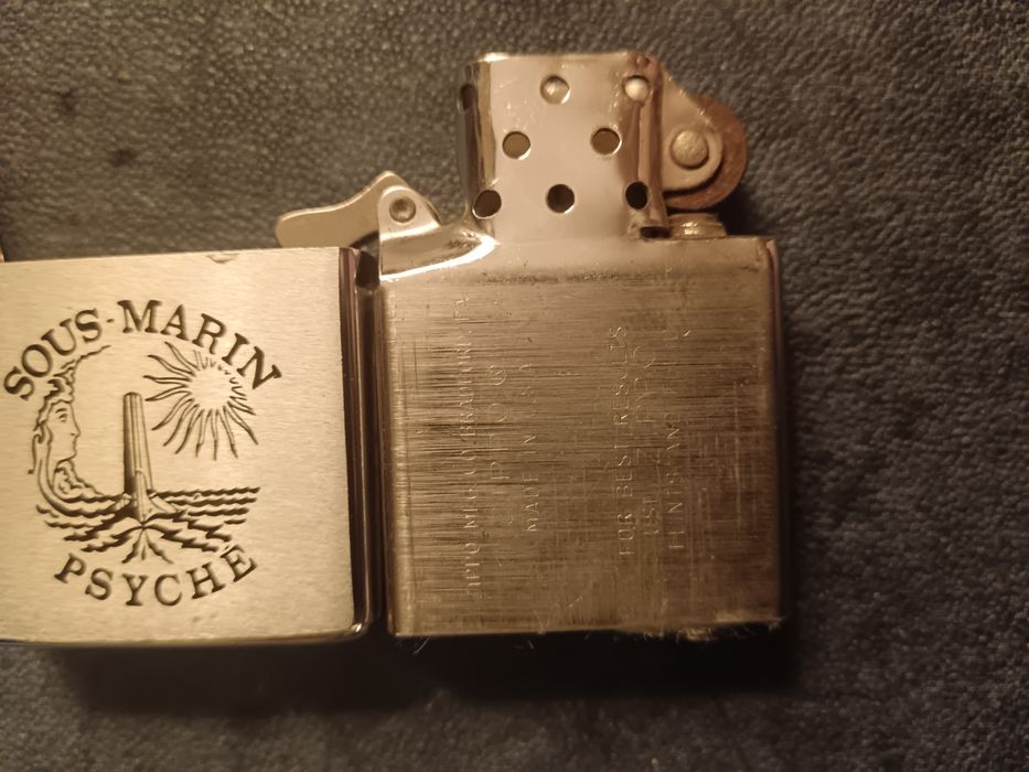 Isqueiro antigo Zippo militar - submarino Psyché