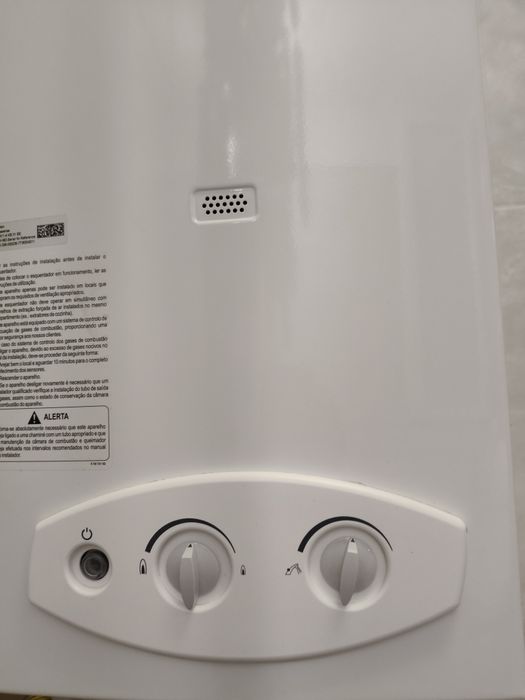 Vendo esquentador BECKEN 11L gás de botija completamente novo