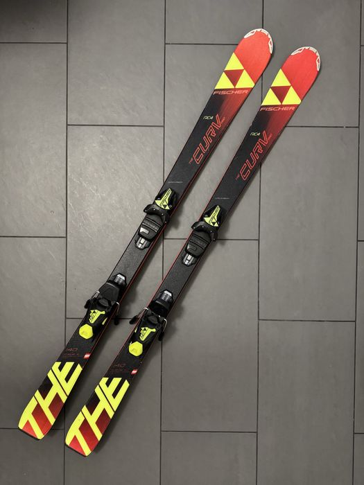 Narty Fischer rc 4 the curv pro