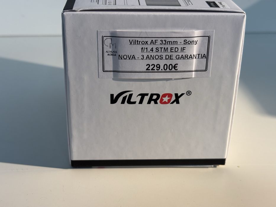Lente Viltrox 33mm F1.4 - montagem Sony - NOVA E COM GARANTIA