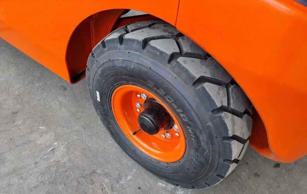 EMPILHADOR VORTEX 3TON  MOTOR