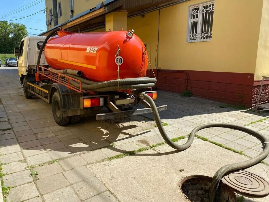 Ассенизатор недорого | ілосос в Дніпрі | викачка ям недорого
