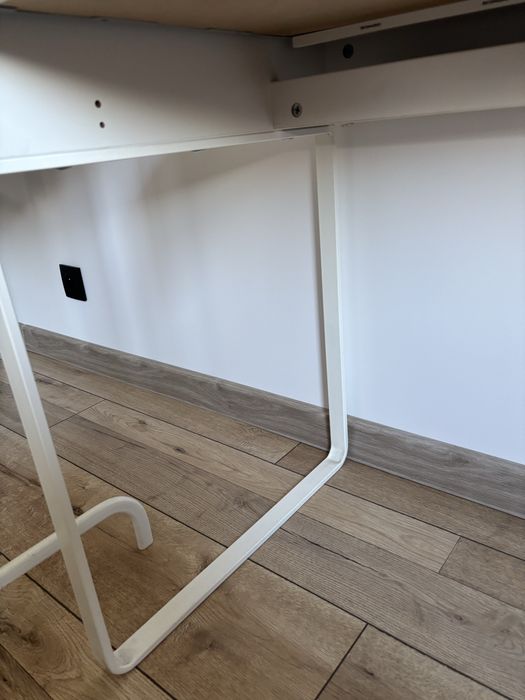 Biurko MICKE Ikea, bualy, 142x50 cm