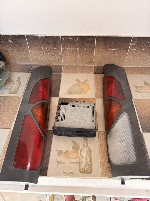 Material Renault Kangoo 2002