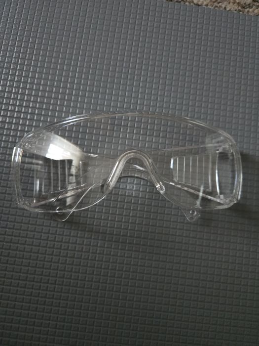 Захисні окуляри, прозорі