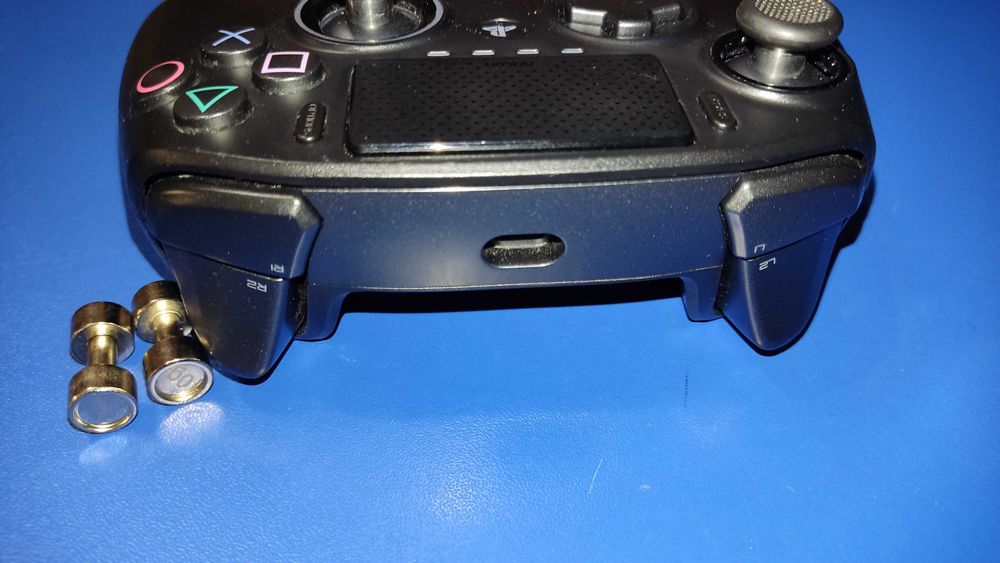 Nacon Revolution Pro 3 геймпад PS4 PC