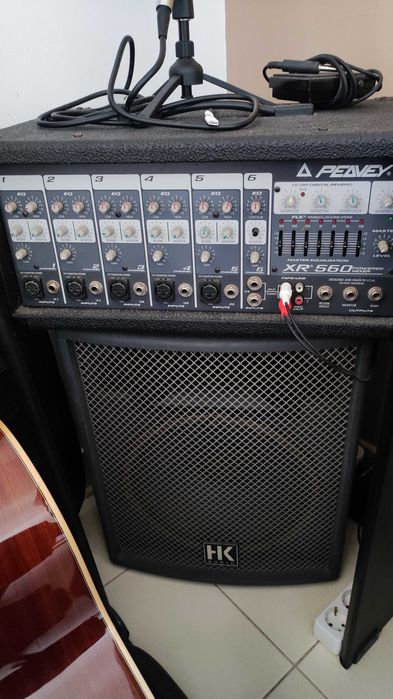 Mesa amplificada Peavey XR 560 + 2 HK 150w