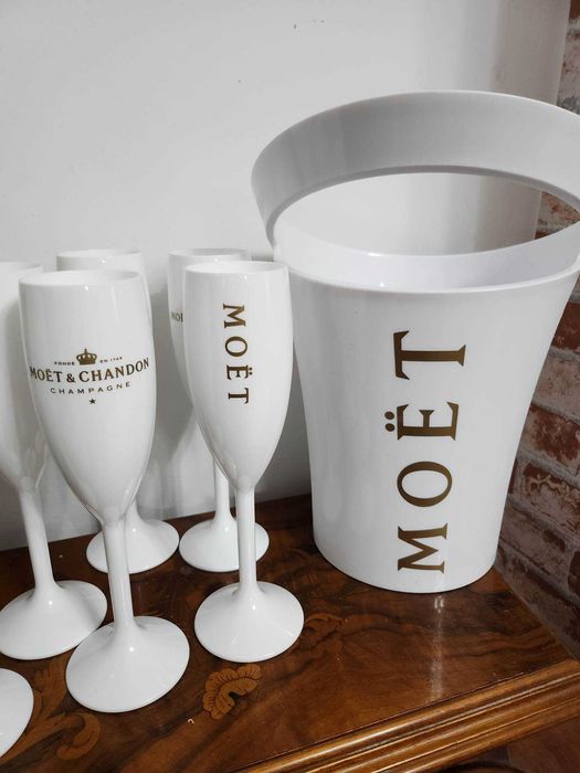 Moët & Chandon- zestaw imprezowy do szampana nowy model