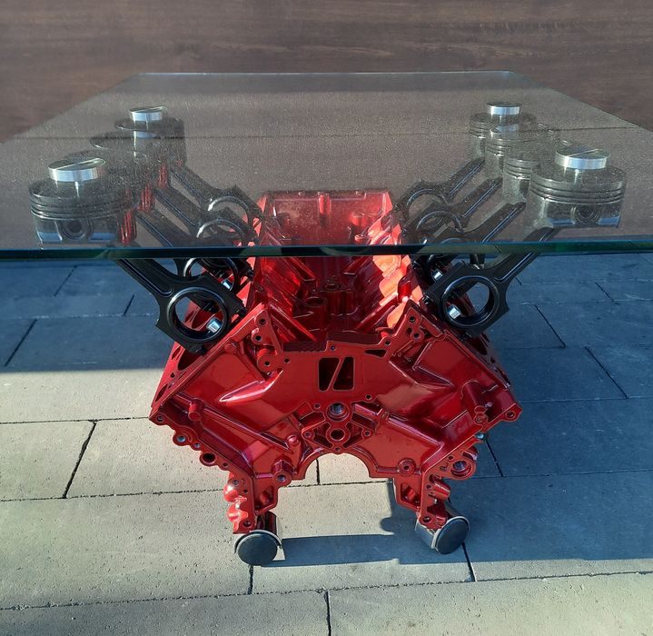 Stolik z bloku silnika BMW M5 E39 400KM V8 Stolik kawowy V8